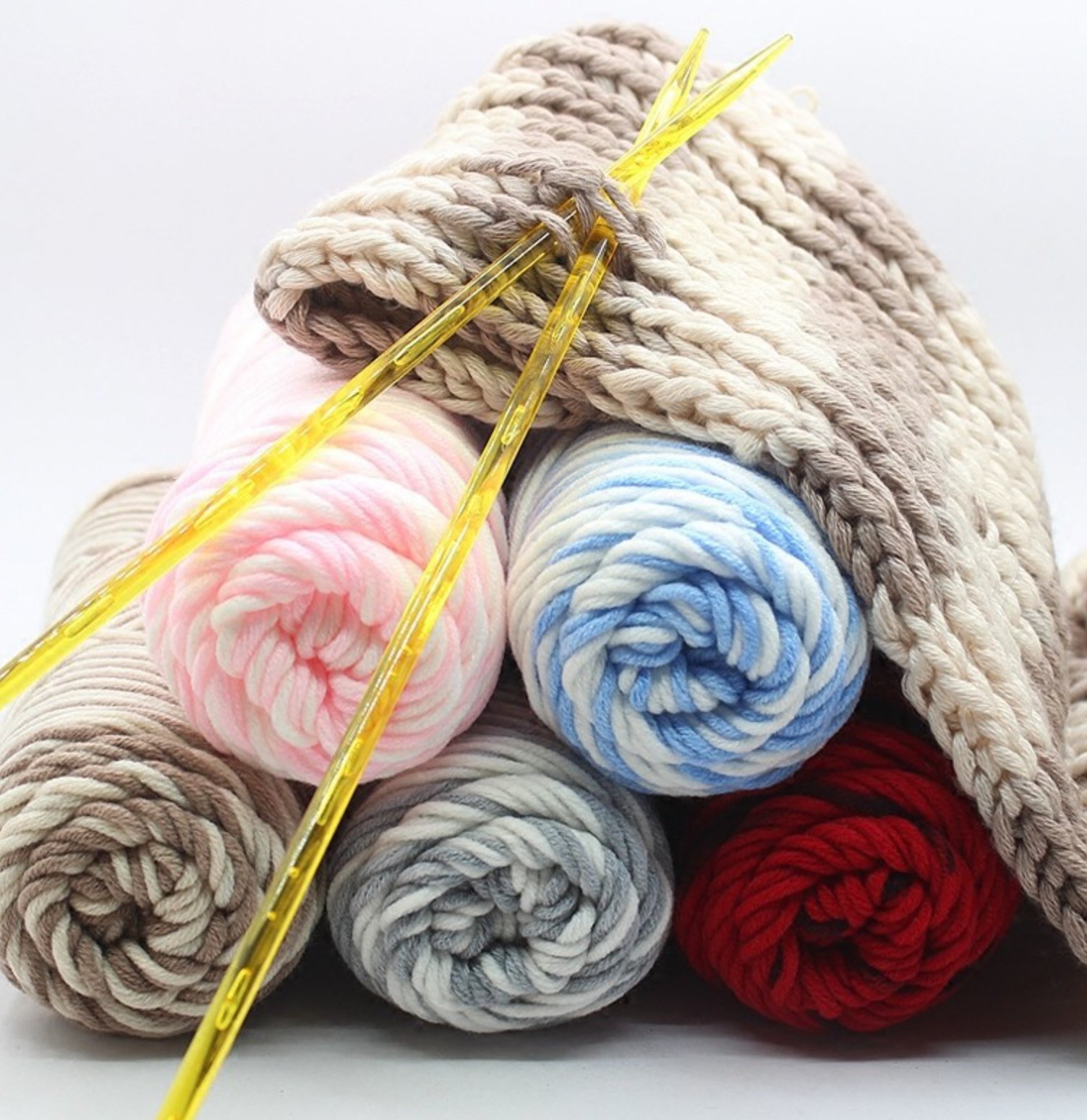 Milk cotton 8 ply yarn - Image 2